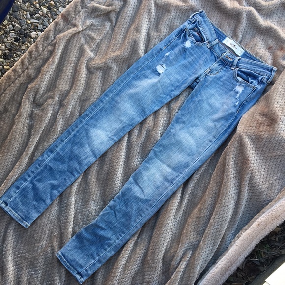 Hollister Denim - Hollister Super Skinny Ripped Stretch jeans
